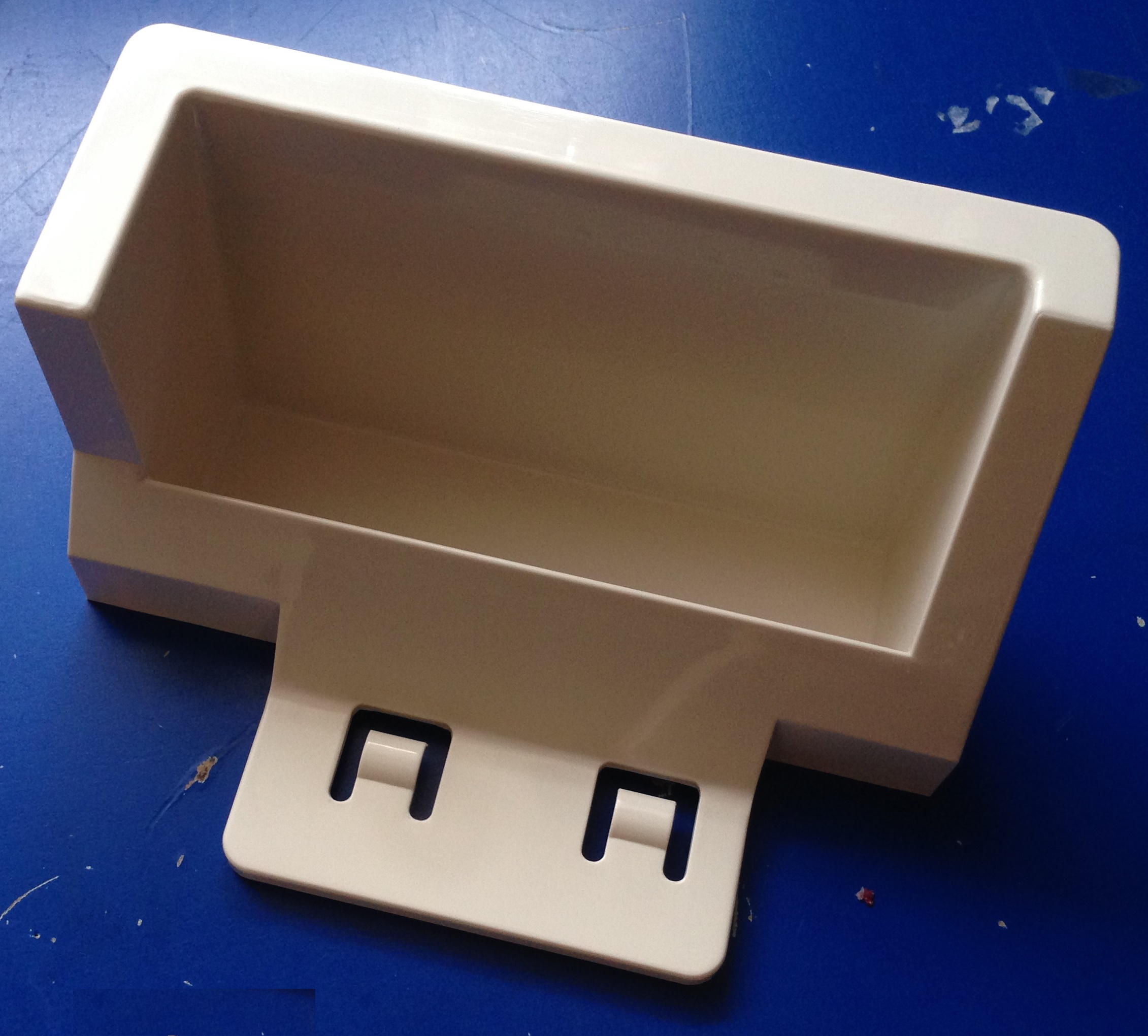 miska na odřezky pro overlocky Zetina 4150-1