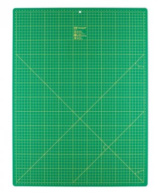 Řezací podložka pro patchwork PRYM 450x600mm/18x24 inch