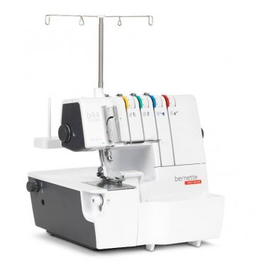 overlock Bernette Funlock 44 + sada nití ZDARMA